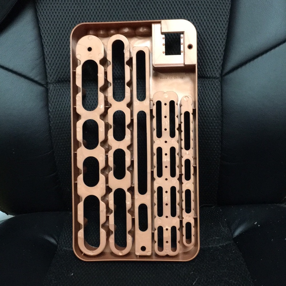 Wall hanging battery caddy - Picture 2 of 5